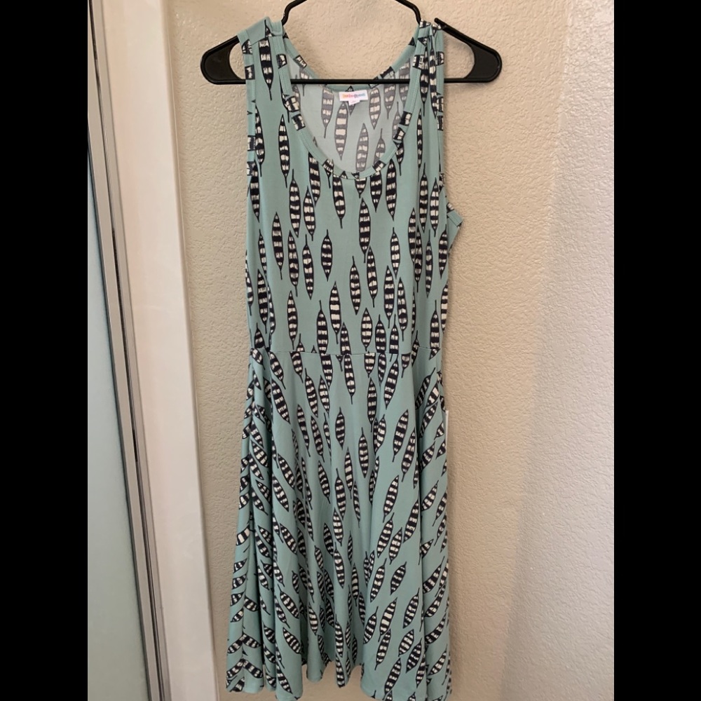 LuLaRoe M Nicki